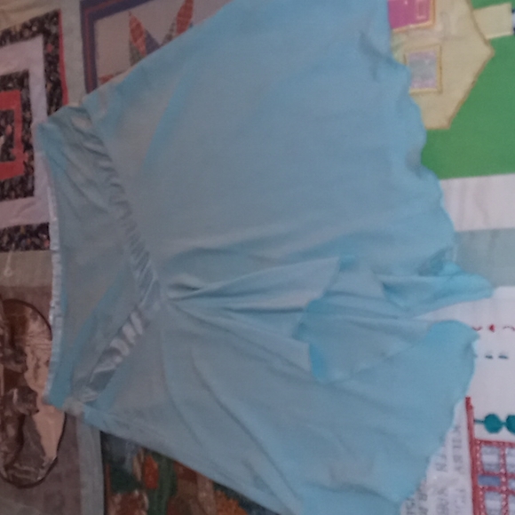 Bundle of NWT White Blouse & Express Turquoise Midi Skirt with Scalloped Hemline - Picture 12 of 16